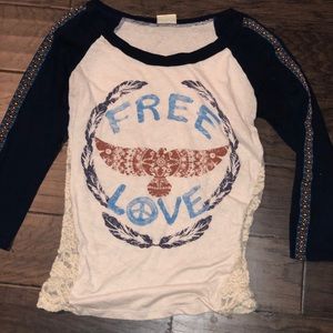 Daytrip Free Love quarter sleeve top